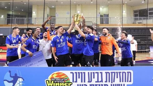 גביע ווינר כדוריד: חולון בגברים ואשדוד בנשים זכו בתואר ראשון בתולדותיהן