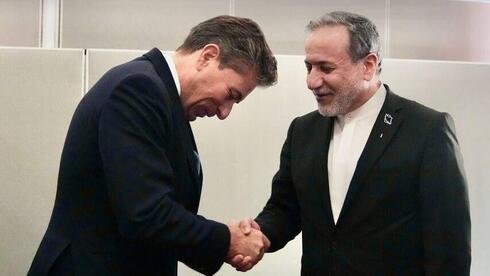 UN aid chief Tom Fletcher criticized over gesture to Iran’s foreign minister in New York