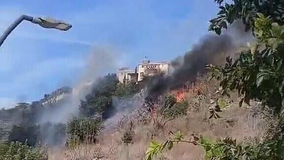 Two injured in crop-dusting helicopter crash in Wadi Ara | Footage from scene