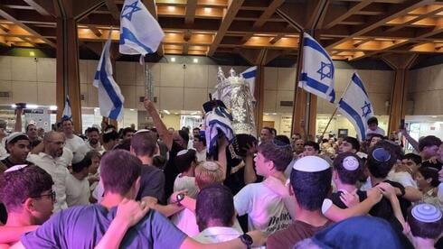 בשדרות, בקריית שמונה ובתל השומר: הקפות שניות ברחבי הארץ