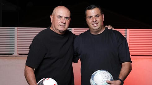 משפחת לם מציגה: האב, הבן והחלום הגדול