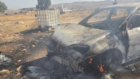 בבנימין: מחבל הצית רכב, שלף סכין - ונוטרל. בחברון: ניסיון דריסה של כוח צה"ל