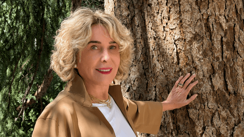 גילתה באמצע החיים שהיא יהודייה: "הוריי פחדו שהשואה תקרה שוב"