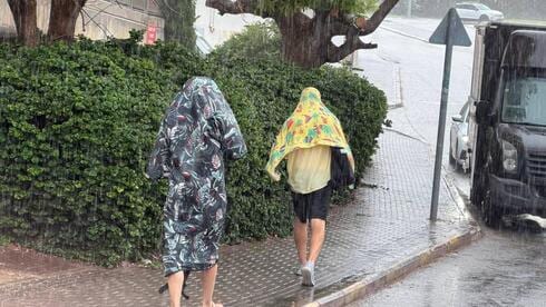 גשם כבד בחיפה והסביבה: צפו בתיעודים ובמכ"ם | התחזית - והמהפך הצפוי