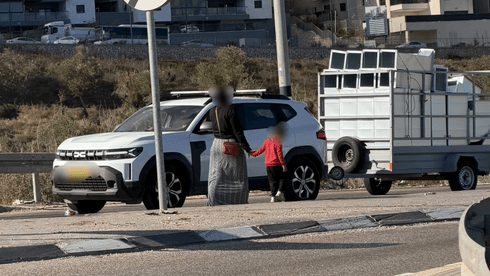 קבצנית עם תינוק מרוויחה אלפי שקלים - ומעבירה ל"קבלן" שהכניס אותה לישראל