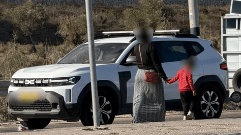 ביערות ובדירות מסתור: פשיטת ענק נגד תופעת הילדים הקבצנים בכבישי הצפון