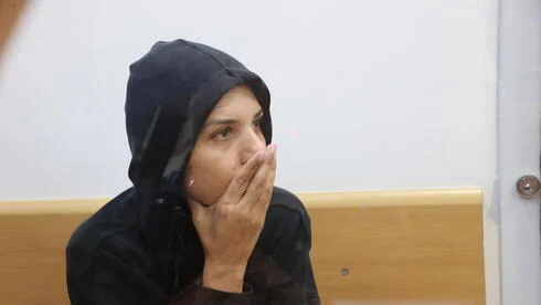 ראש העיר ורעייתו יישארו במעצר, הוא מרחיק את עצמו: "ייתכן שפעלה עצמאית"