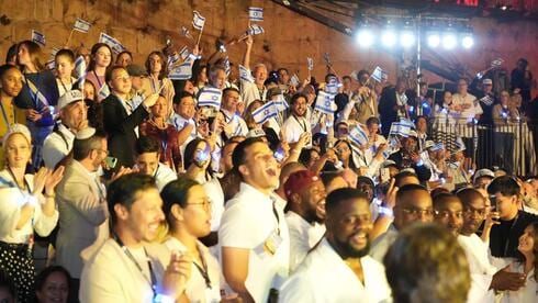 מאות מנהיגים נוצרים הגיעו לירושלים: "העולם אתכם"