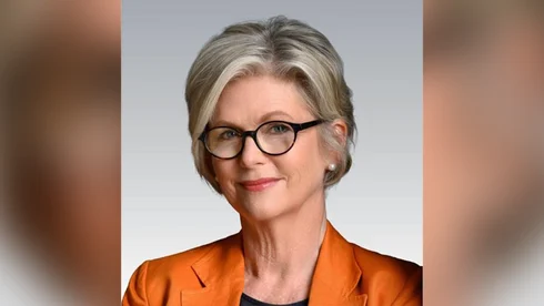 Suspected assassination attempt in Australia: MP Helen Haines fighting for life