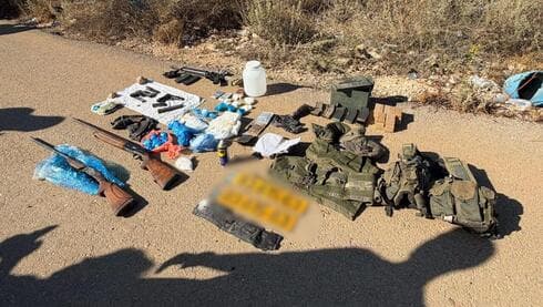 המשטרה תפסה מצבור אמצעי לחימה וסמים בגליל של ארגון הפשע אבו לטיף